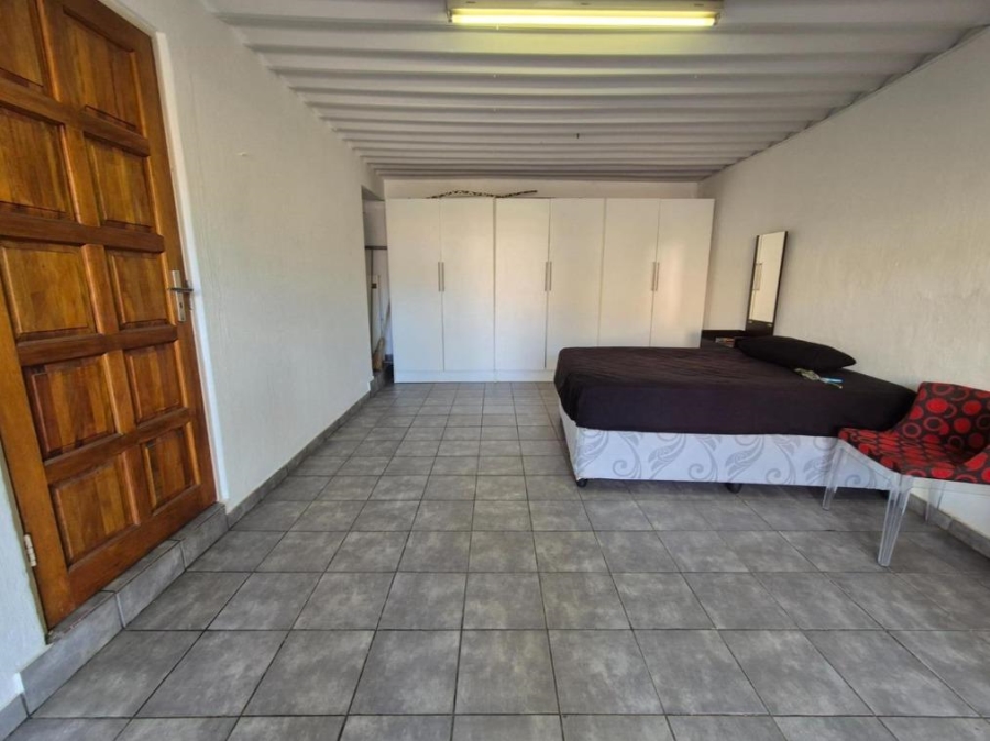 2 Bedroom Property for Sale in Bassonia Gauteng
