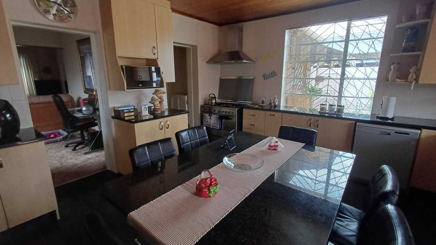 2 Bedroom Property for Sale in Rewlatch Gauteng