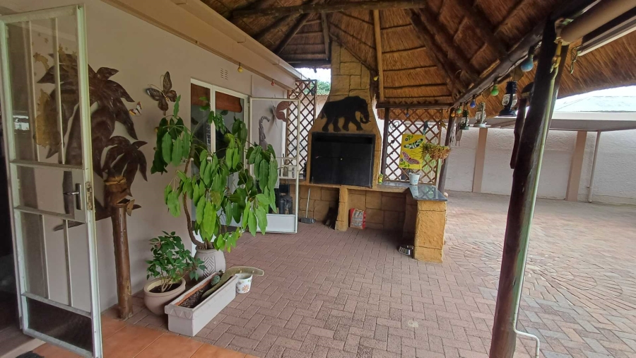 2 Bedroom Property for Sale in Rewlatch Gauteng