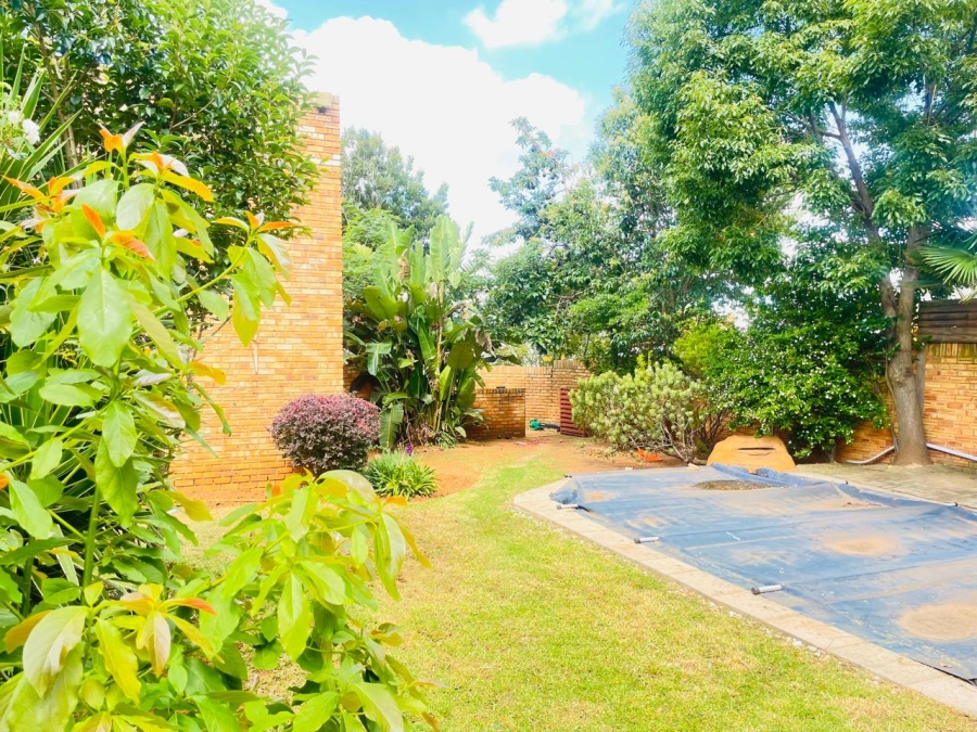3 Bedroom Property for Sale in Noordheuwel Gauteng