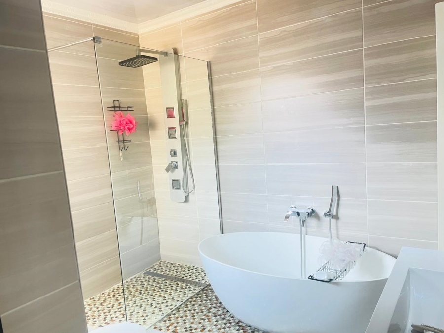 3 Bedroom Property for Sale in Noordheuwel Gauteng