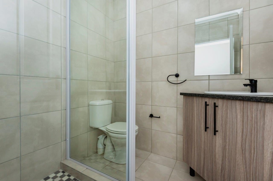 2 Bedroom Property for Sale in Brackendowns Gauteng