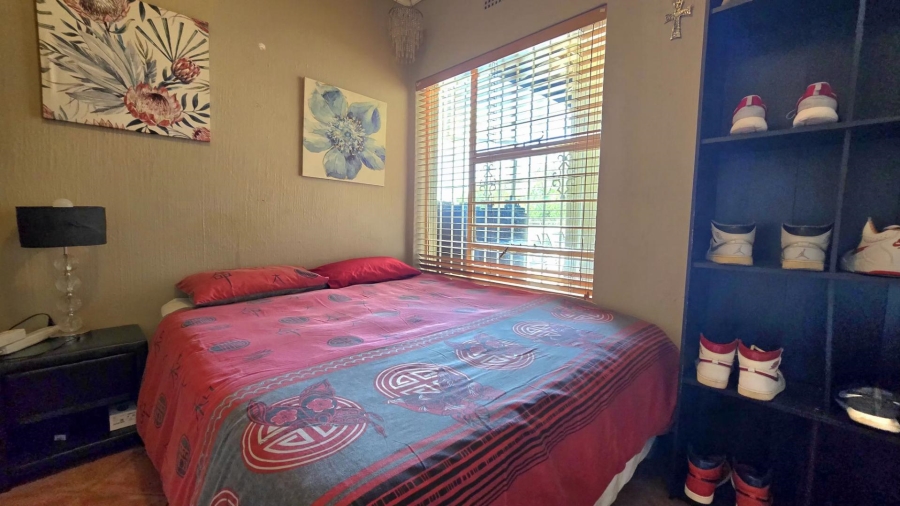 4 Bedroom Property for Sale in Brackendowns Gauteng