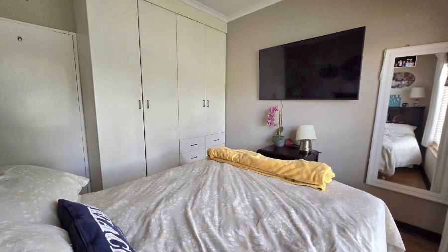 4 Bedroom Property for Sale in Brackendowns Gauteng