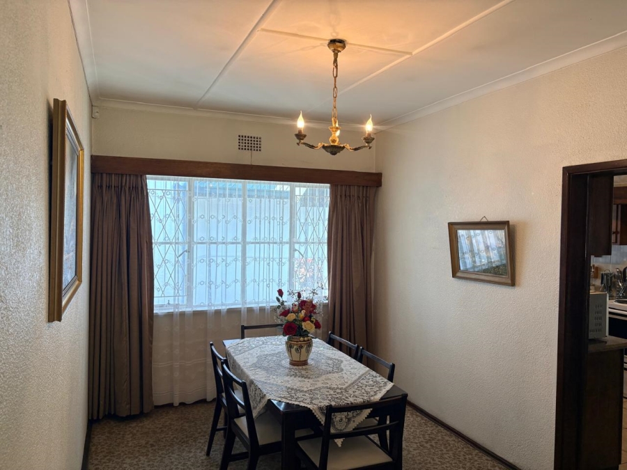 5 Bedroom Property for Sale in Glenanda Gauteng