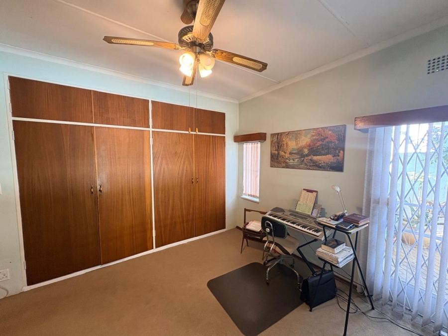 5 Bedroom Property for Sale in Glenanda Gauteng