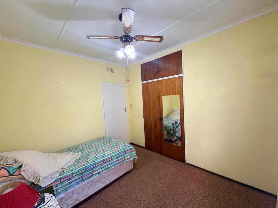 5 Bedroom Property for Sale in Glenanda Gauteng