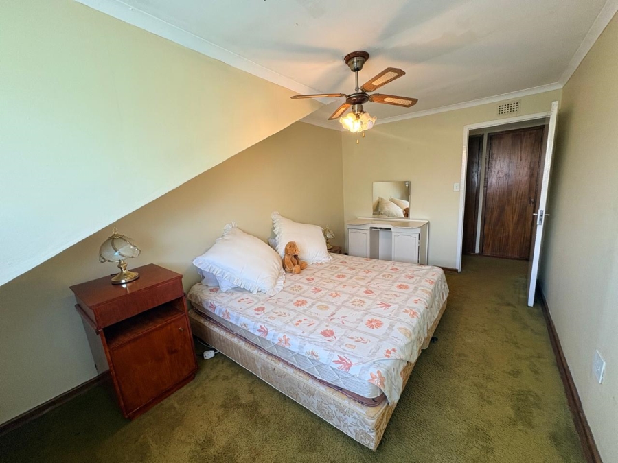 5 Bedroom Property for Sale in Glenanda Gauteng