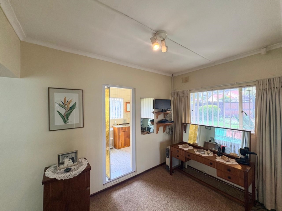 5 Bedroom Property for Sale in Glenanda Gauteng