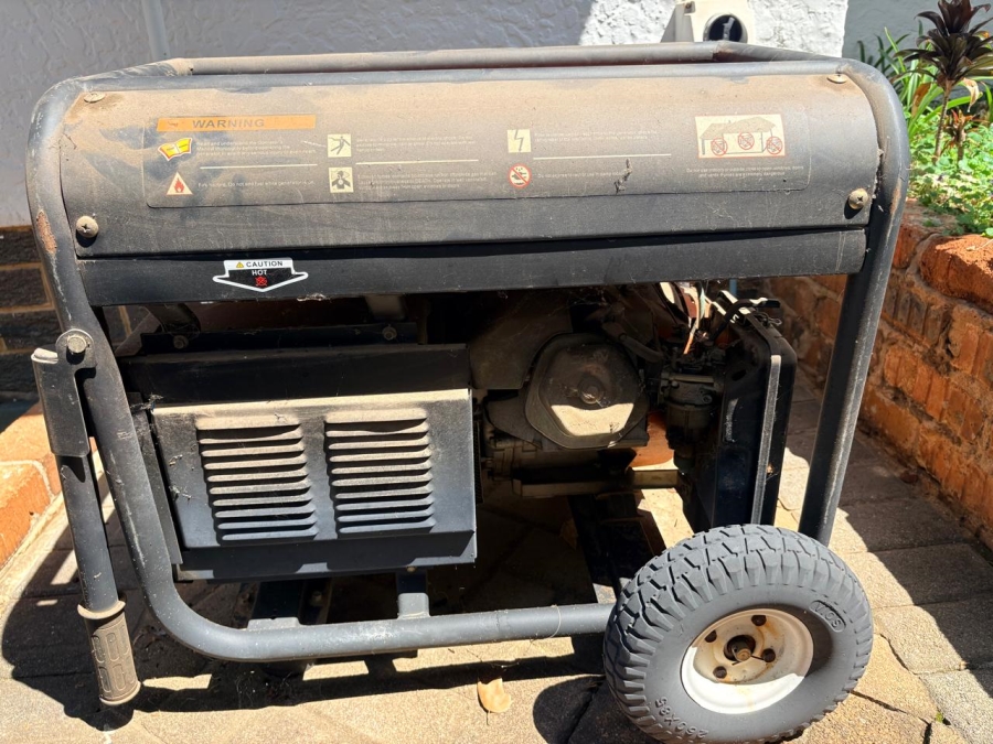 5 Bedroom Property for Sale in Glenanda Gauteng