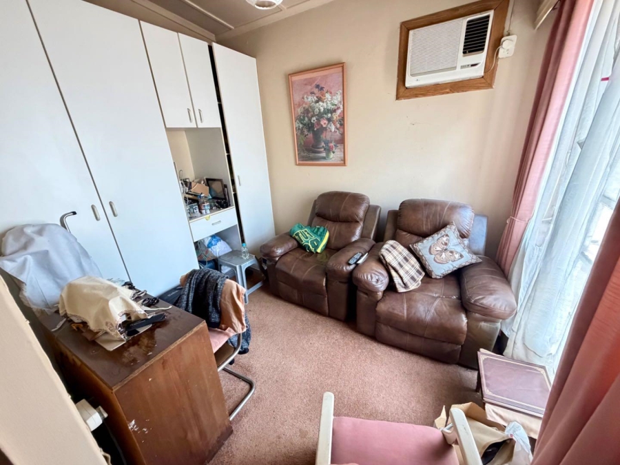 2 Bedroom Property for Sale in Benoni Central Gauteng