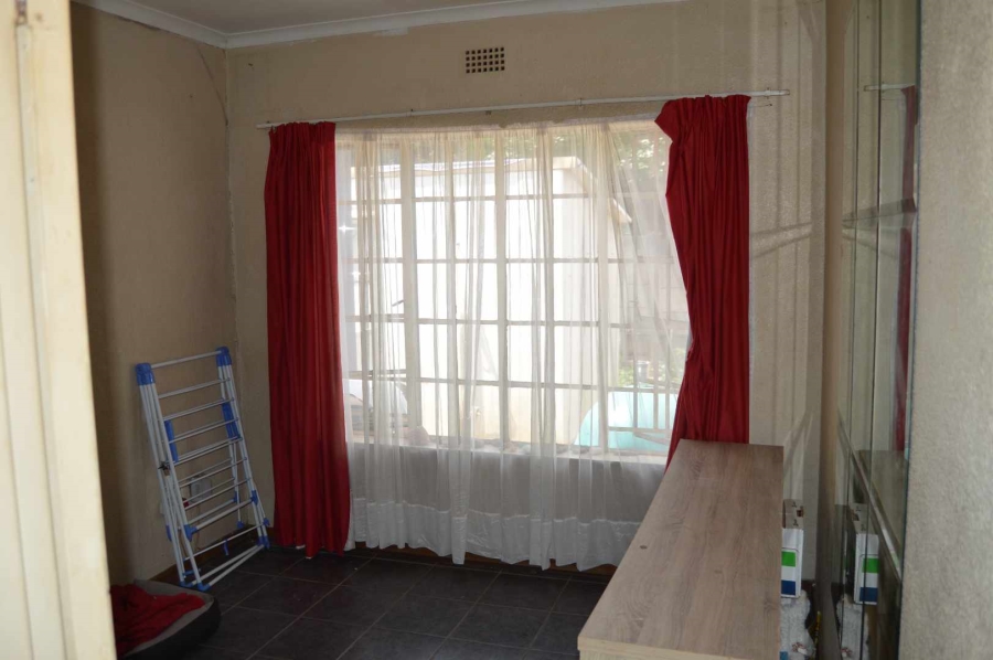 3 Bedroom Property for Sale in Albertsdal Gauteng