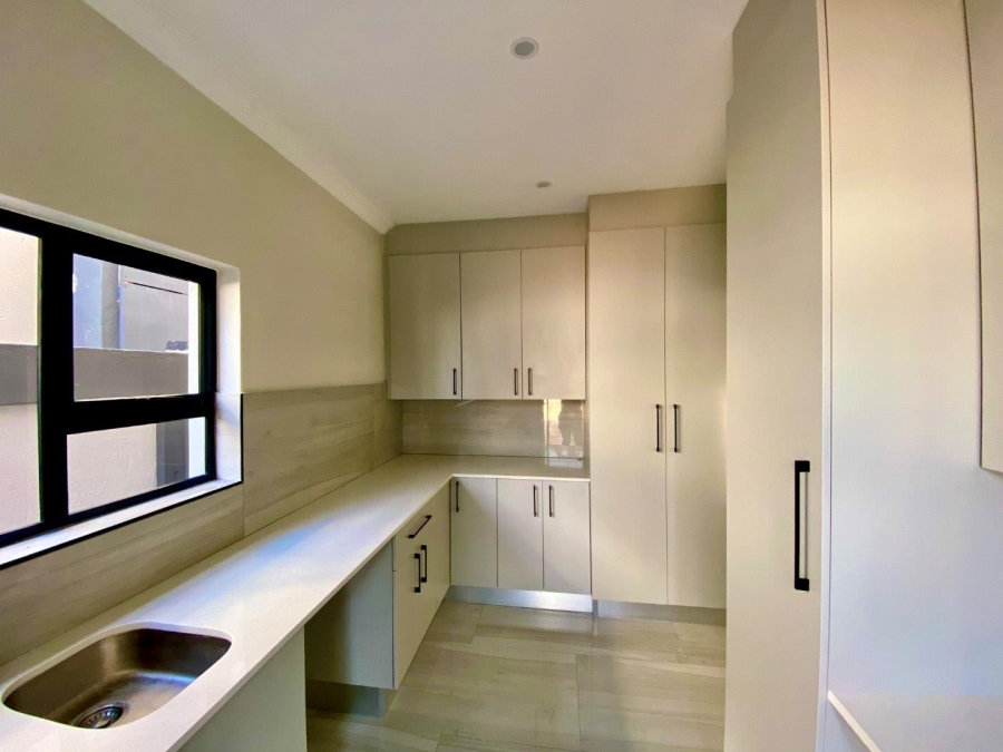 4 Bedroom Property for Sale in Roodepark Eco Estate Gauteng