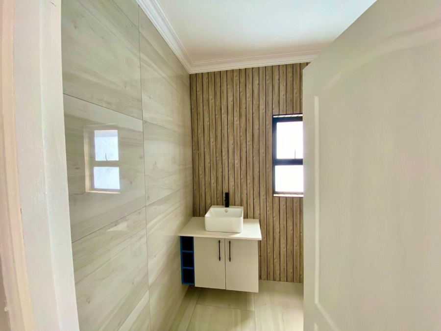 4 Bedroom Property for Sale in Roodepark Eco Estate Gauteng