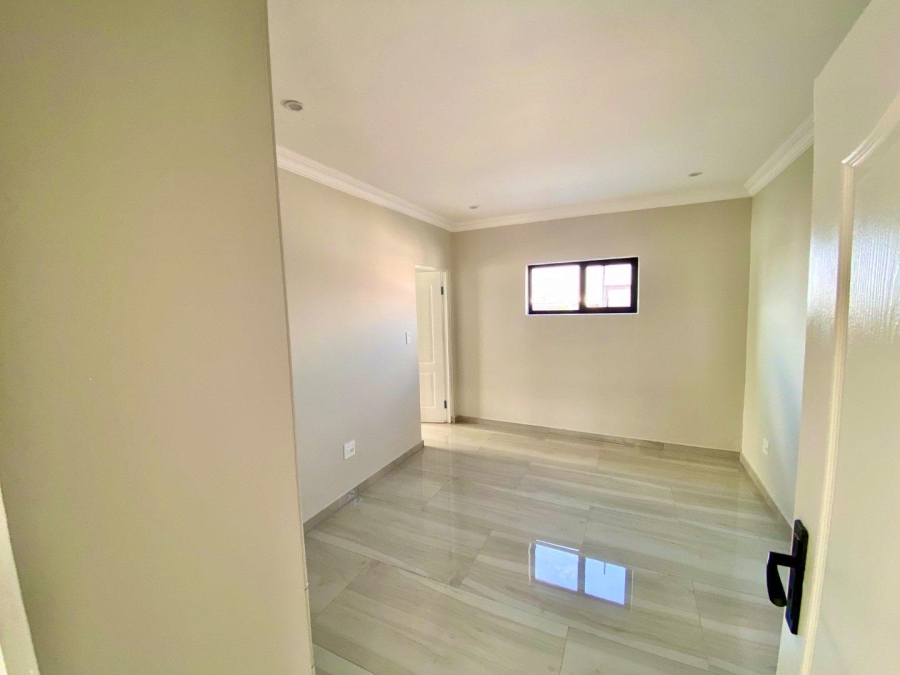 4 Bedroom Property for Sale in Roodepark Eco Estate Gauteng