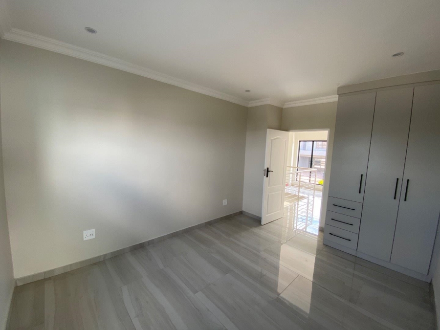 4 Bedroom Property for Sale in Roodepark Eco Estate Gauteng