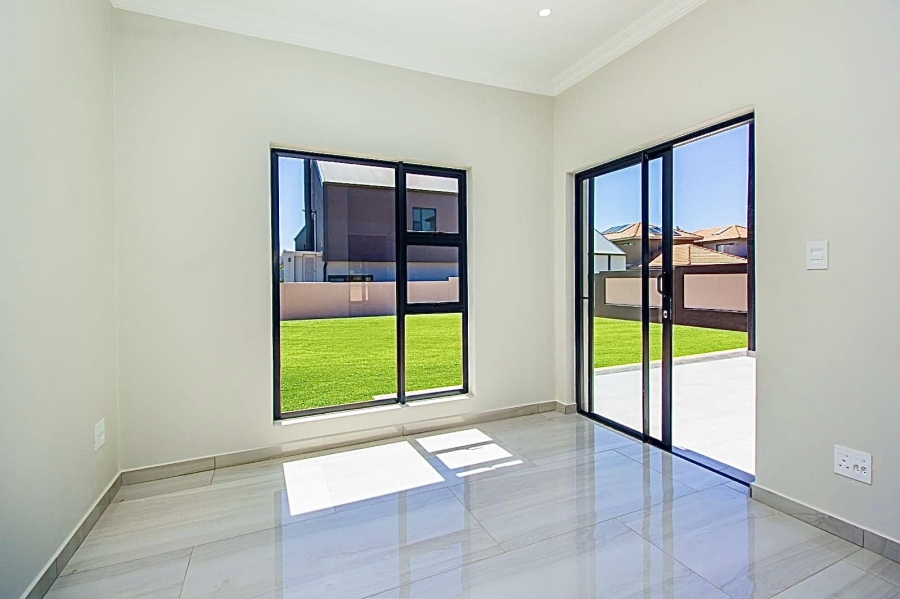 4 Bedroom Property for Sale in Roodepark Eco Estate Gauteng