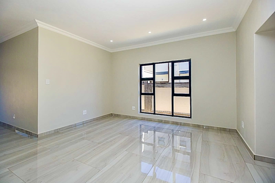 4 Bedroom Property for Sale in Roodepark Eco Estate Gauteng