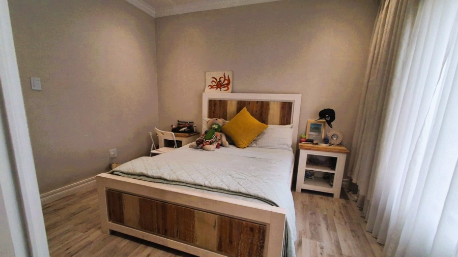 4 Bedroom Property for Sale in Blue Valley Golf Estate Gauteng