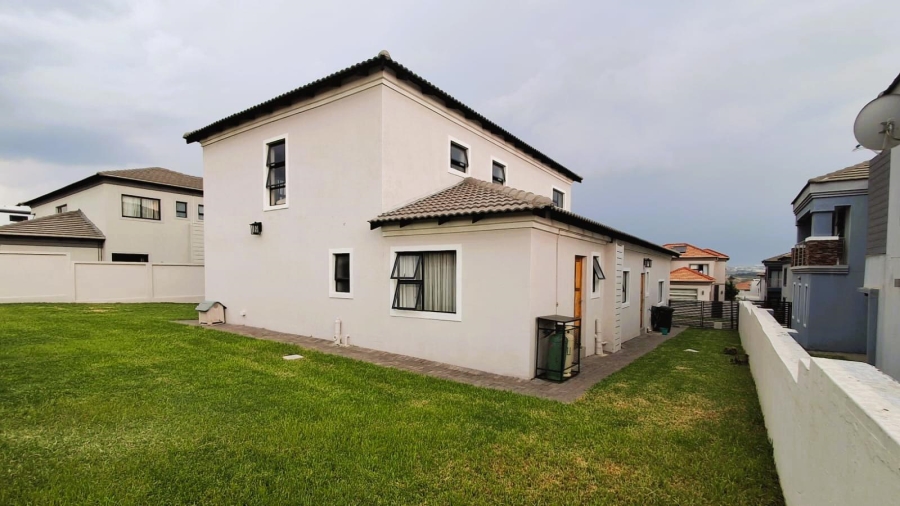 4 Bedroom Property for Sale in Blue Valley Golf Estate Gauteng