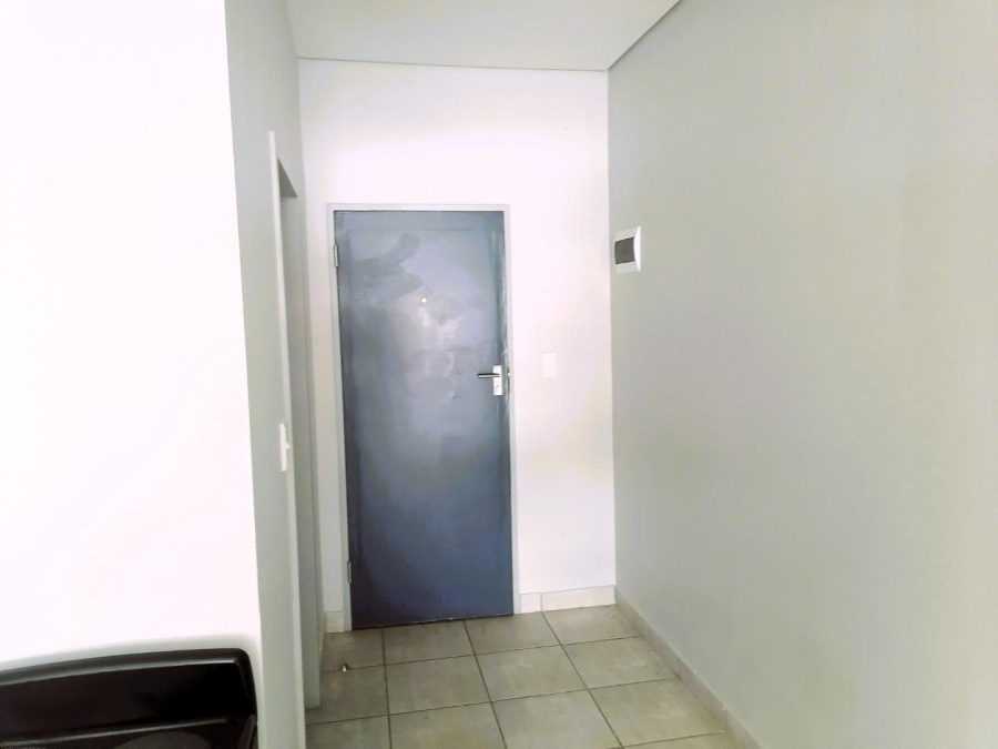 1 Bedroom Property for Sale in Pretoria North Gauteng