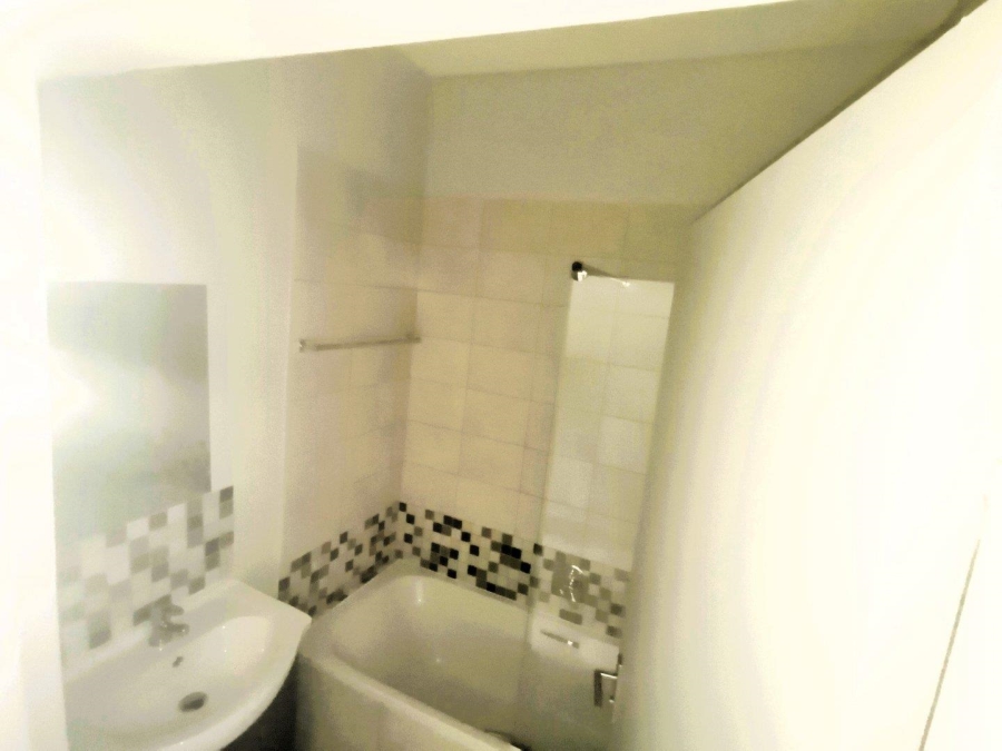 1 Bedroom Property for Sale in Pretoria North Gauteng