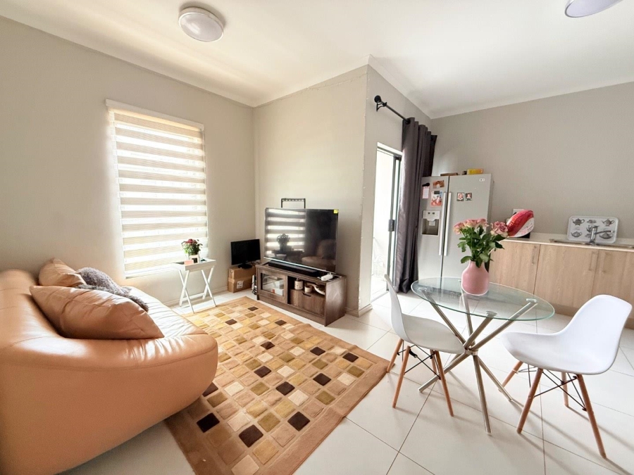 1 Bedroom Property for Sale in Midridge Park Gauteng