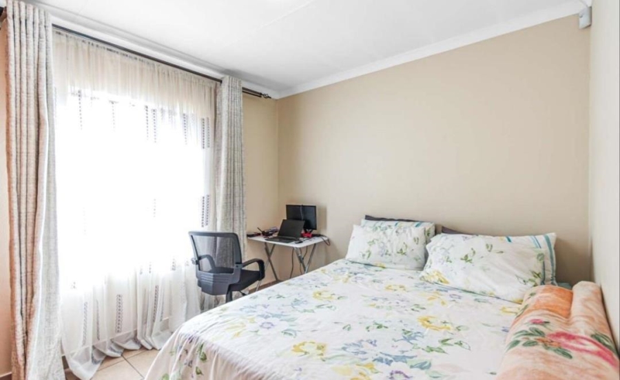 To Let 3 Bedroom Property for Rent in Thatch Hill Estate Gauteng