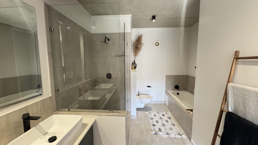 To Let 3 Bedroom Property for Rent in Waterkloof Gauteng