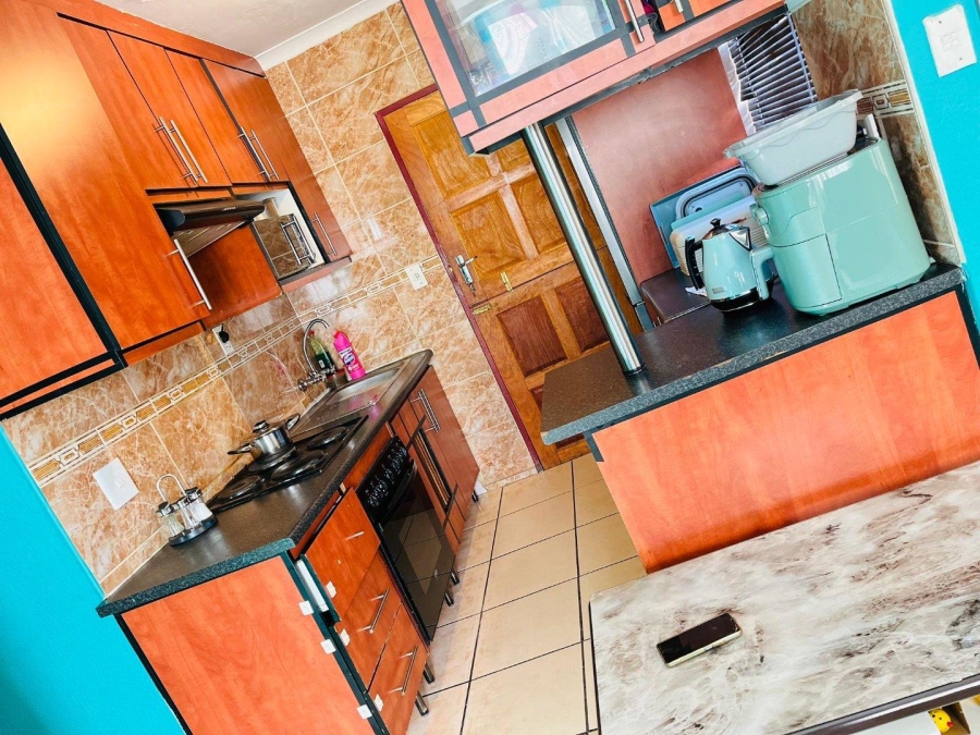 To Let 3 Bedroom Property for Rent in Soshanguve XX Gauteng