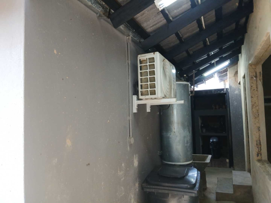 2 Bedroom Property for Sale in Mahube Valley Gauteng