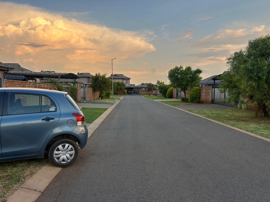 3 Bedroom Property for Sale in Lotus Gardens Gauteng