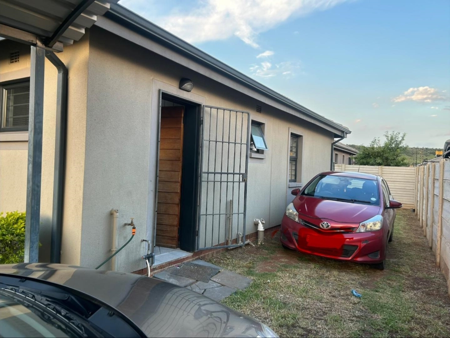3 Bedroom Property for Sale in Lotus Gardens Gauteng