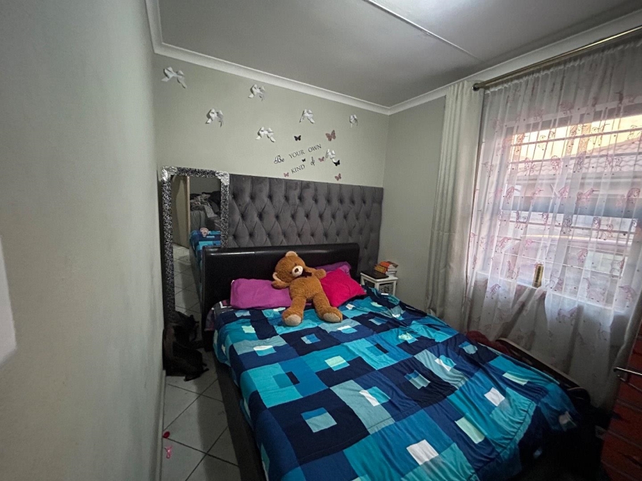 3 Bedroom Property for Sale in Lotus Gardens Gauteng