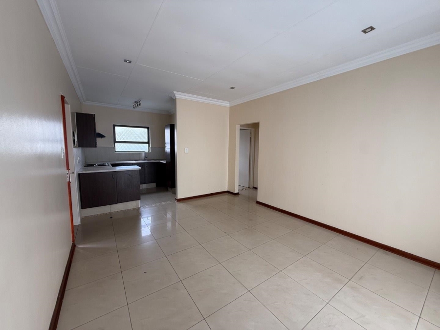 2 Bedroom Property for Sale in Blue Hills Gauteng