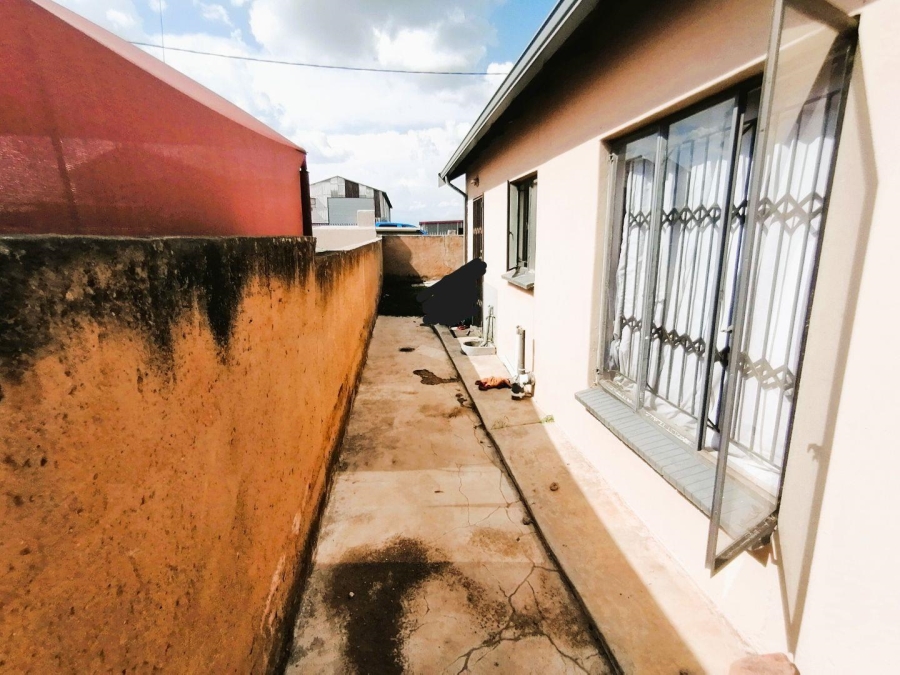 2 Bedroom Property for Sale in Soshanguve XX Gauteng