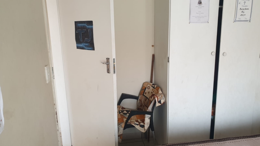 2 Bedroom Property for Sale in Clarina Gauteng