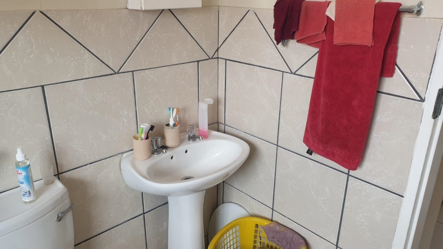 2 Bedroom Property for Sale in Clarina Gauteng