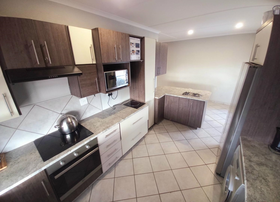 3 Bedroom Property for Sale in Lotus Gardens Gauteng