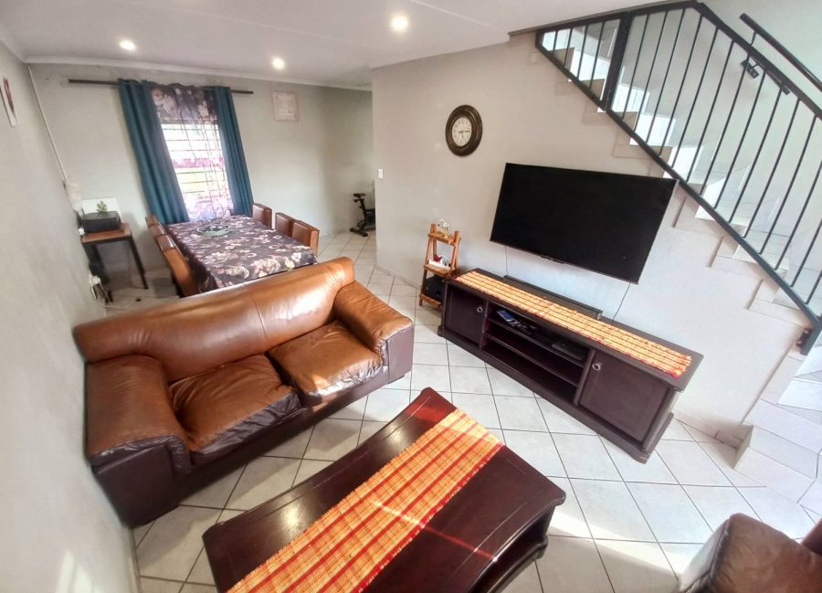 3 Bedroom Property for Sale in Lotus Gardens Gauteng