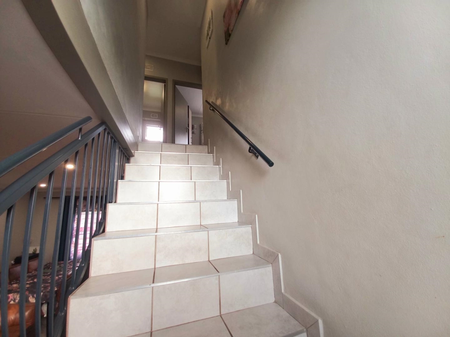 3 Bedroom Property for Sale in Lotus Gardens Gauteng