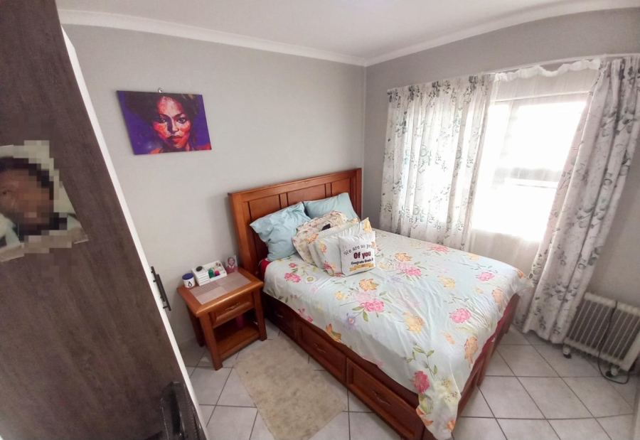 3 Bedroom Property for Sale in Lotus Gardens Gauteng