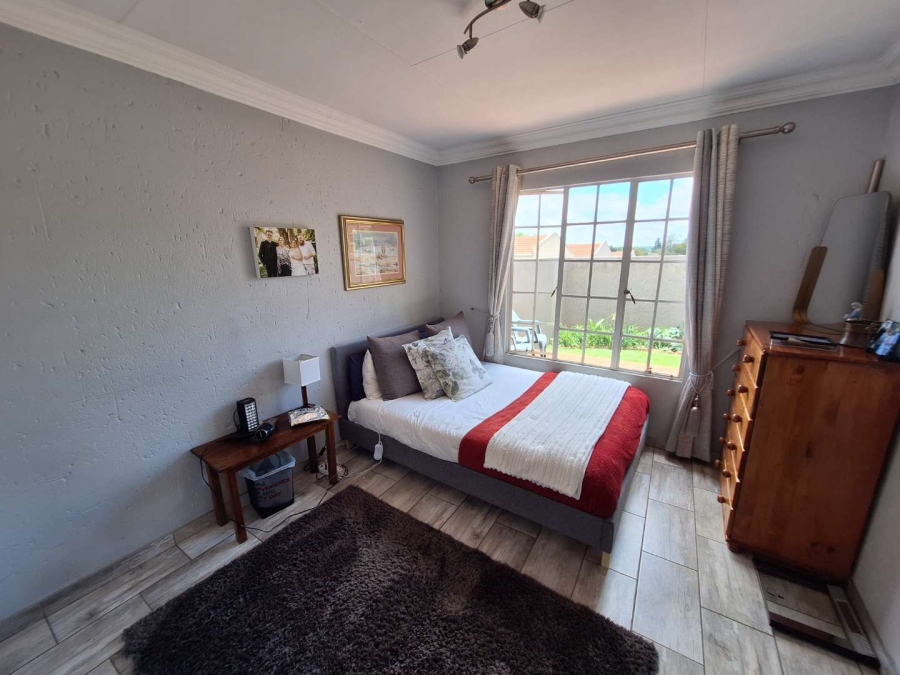 2 Bedroom Property for Sale in Randburg Gauteng