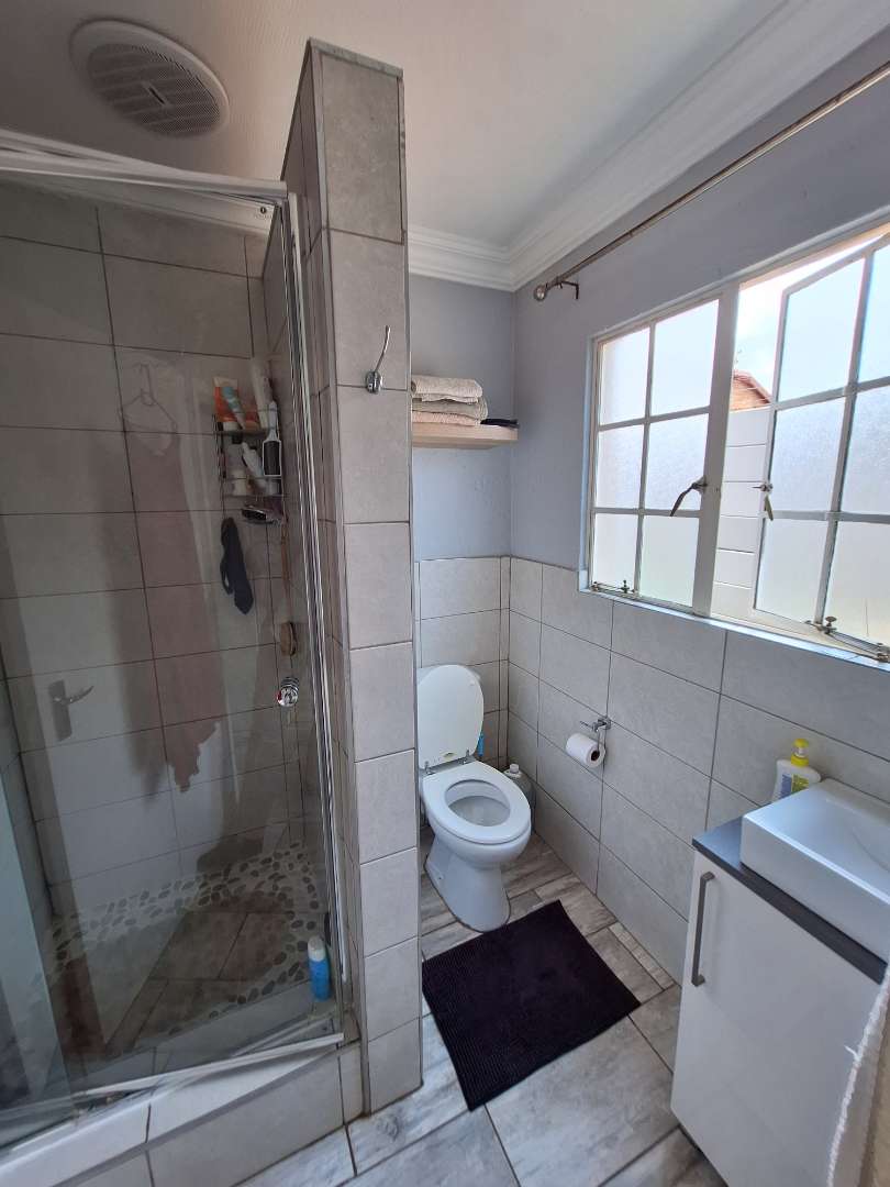 2 Bedroom Property for Sale in Randburg Gauteng