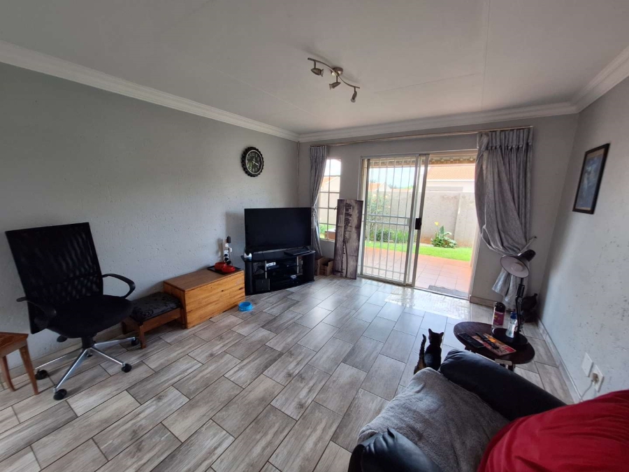 2 Bedroom Property for Sale in Randburg Gauteng