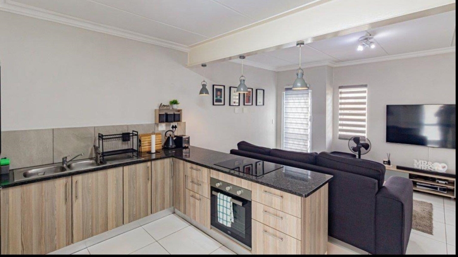 3 Bedroom Property for Sale in Albertsdal Gauteng