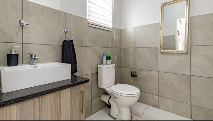 3 Bedroom Property for Sale in Albertsdal Gauteng