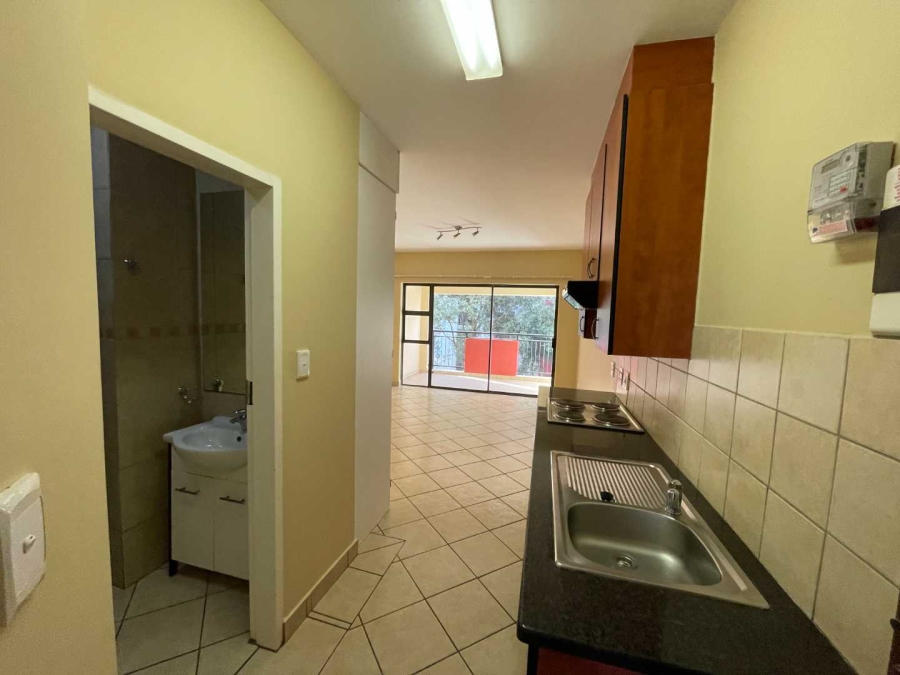 1 Bedroom Property for Sale in Oukraal Estate Gauteng