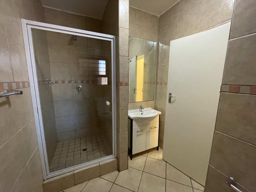 1 Bedroom Property for Sale in Oukraal Estate Gauteng