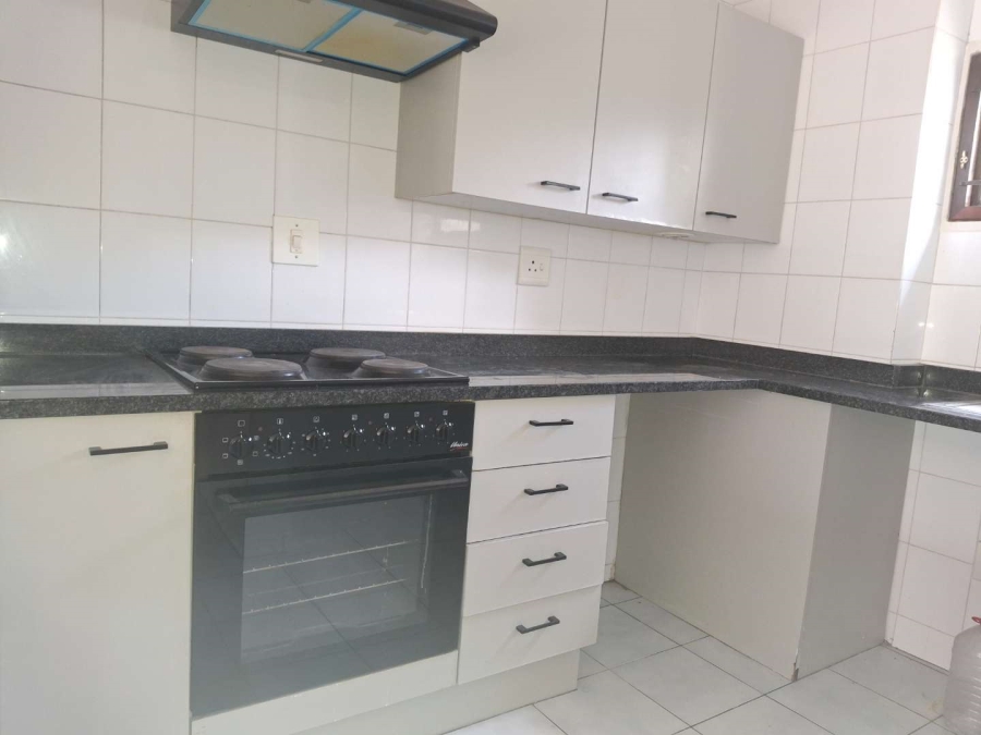 To Let 2 Bedroom Property for Rent in Morningside Gauteng